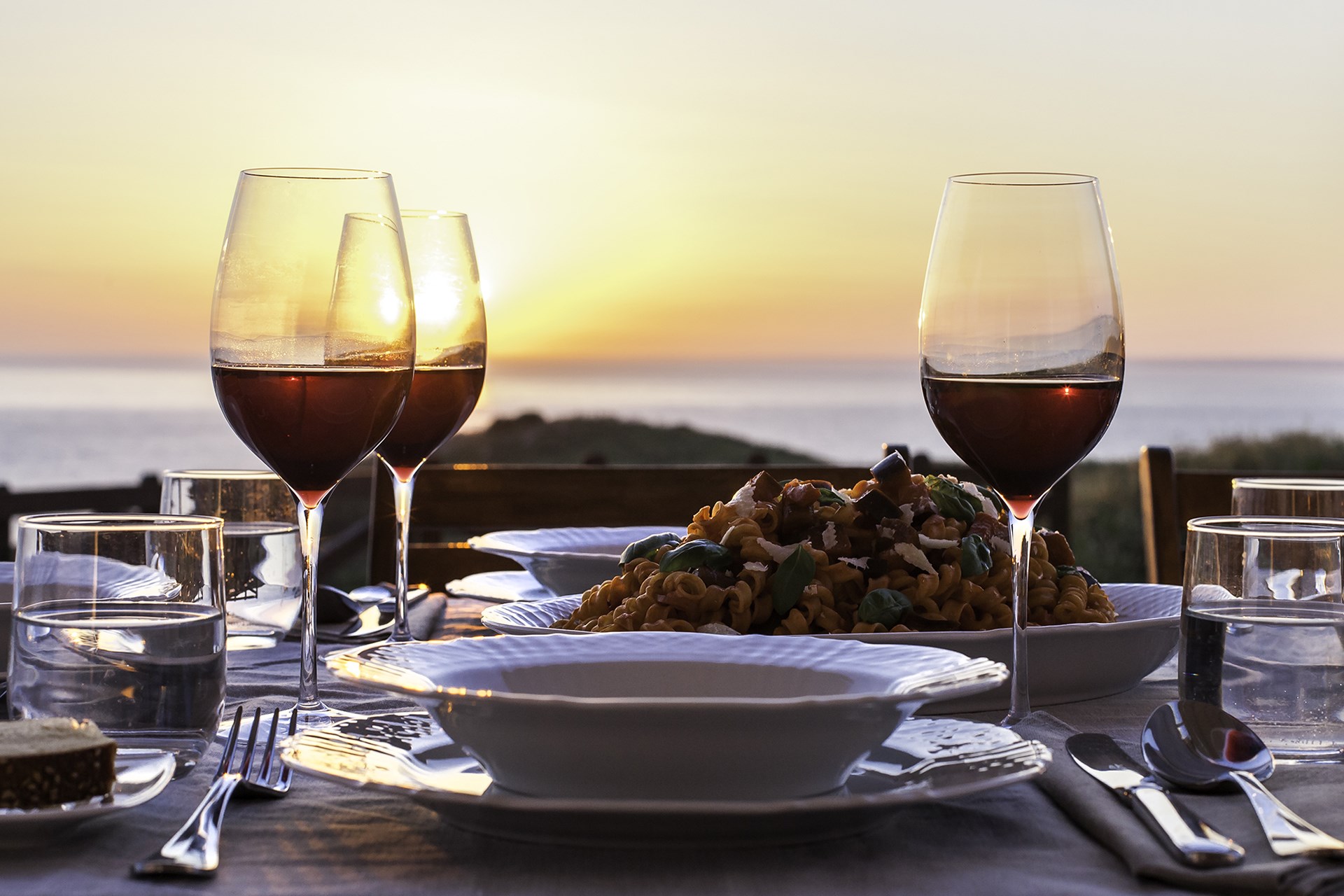 Sicilian Wine Red and White Wines The Thinking Traveller